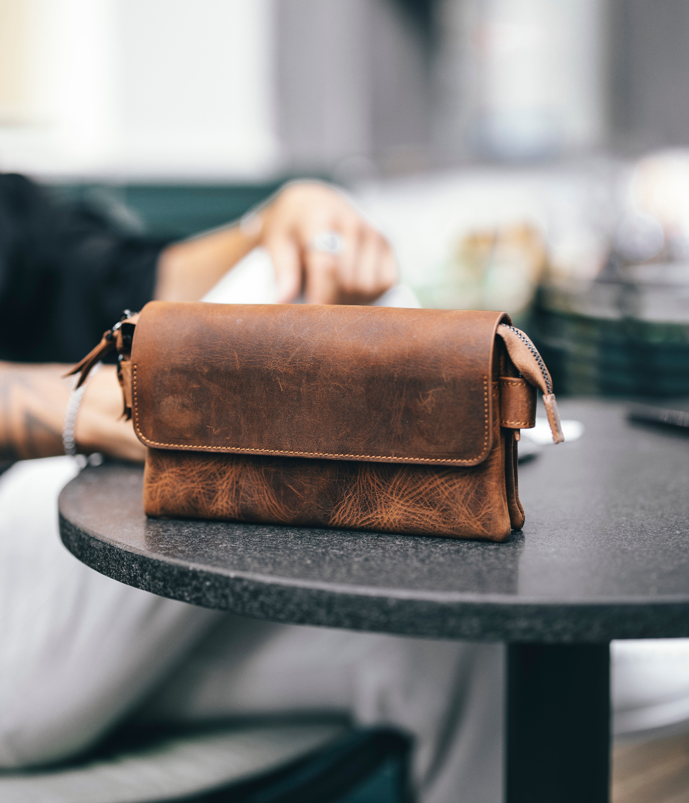 Milano Clutch Brown